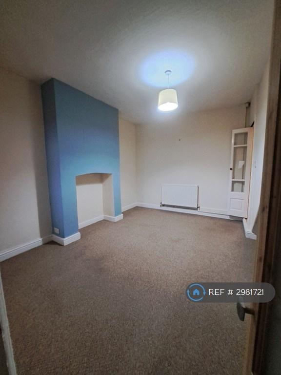 2 bedroom house in Rectory Avenue, Gainsborough, DN21 (2 bed) (#2981721)