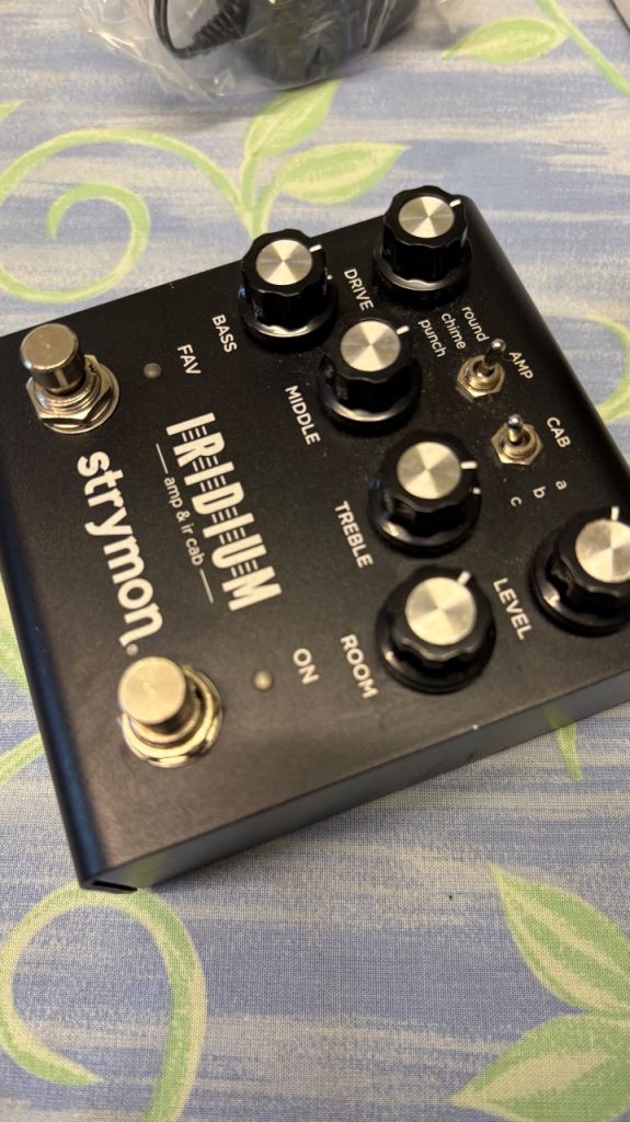 Strymon Iridium amp simulator for guitar