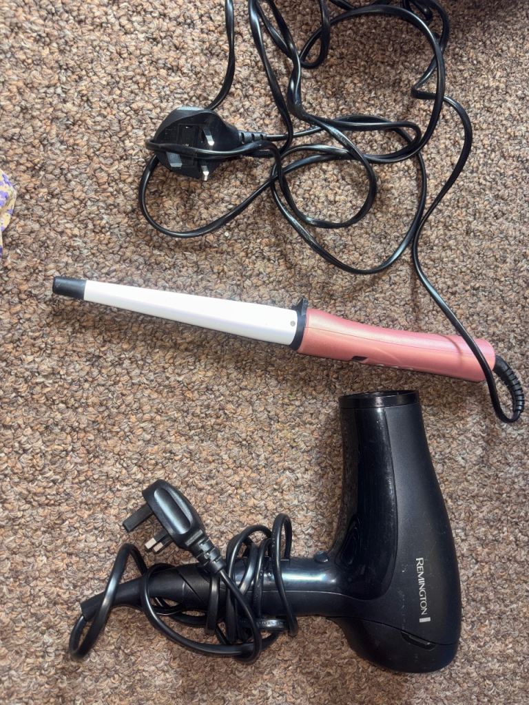 Remington Hair Dryer and Curling Wand Set – Good Condition