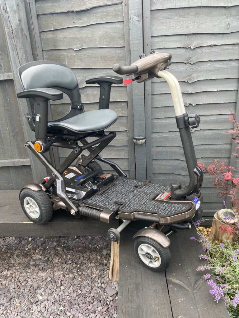 RRP £3000 TGA Minimo Plus Folding Mobility Scooter 