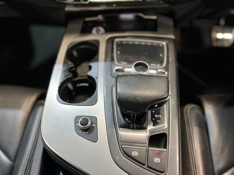 2017 Audi Q7 3.0 TDI V6 S line SUV 5dr Diesel Tiptronic quattro Euro 6 (s/s) (272 ps) ESTATE Dies...