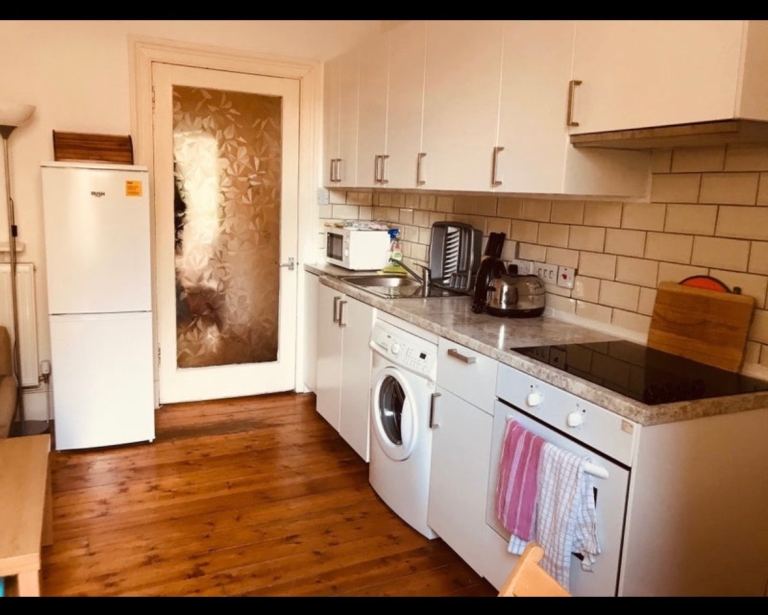 Sunny room Meadows/Tollcross