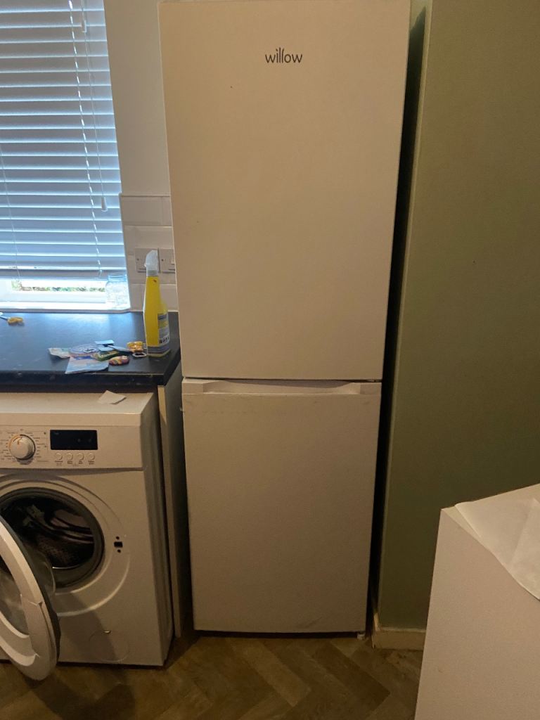 Willow Fridge Freezer – White, Good Condition