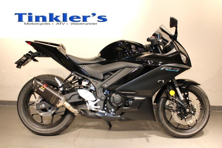 Brand New 2024 Model Yamaha R3 with Akrapovic in Black