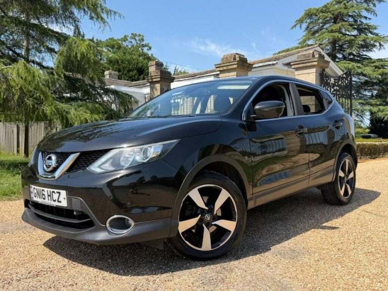 2016 Nissan Qashqai 1.5 dCi N-Connecta 5dr HATCHBACK DIESEL Manual