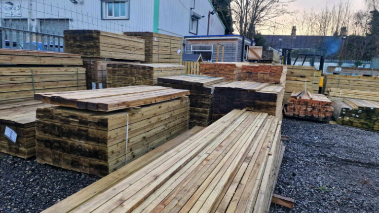 ❤️ FRAIMING, DECKING, JOISTS, CLS, PLY, OSB TIMBER