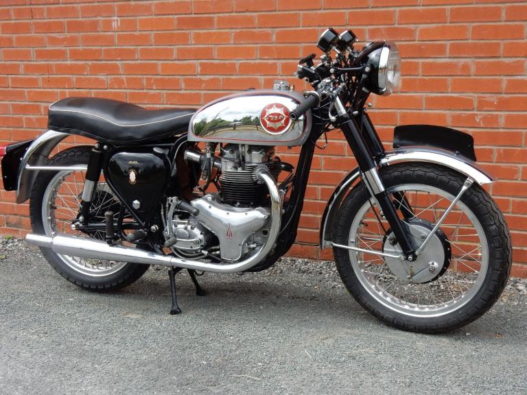 BSA Rocket Gold Star 650cc 1962 - Original factory frame & engine pairing