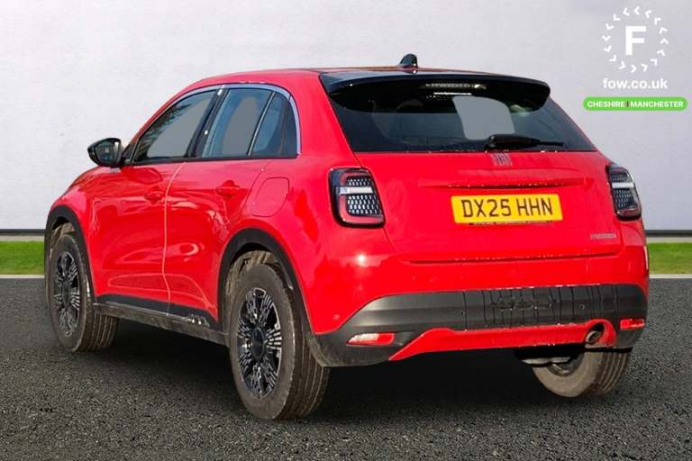 2025 Fiat 600 1.2 Hybrid 48V 5dr eDCT-6 Hatchback PETROL Automatic