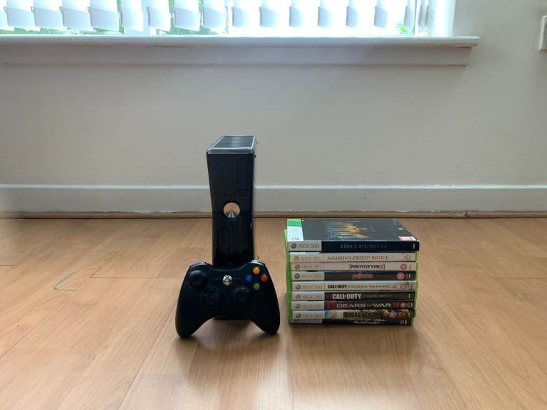 Xbox 360 Slim Bundle