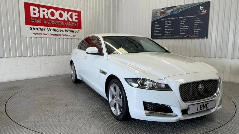 2017 Jaguar XF 2.0d [240] Portfolio 4dr Auto AWD SALOON DIESEL Automatic
