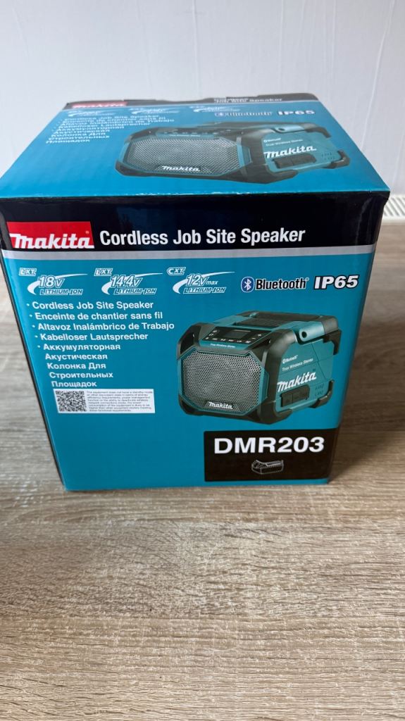 MAKITA BLUETOOTH SPEAKER