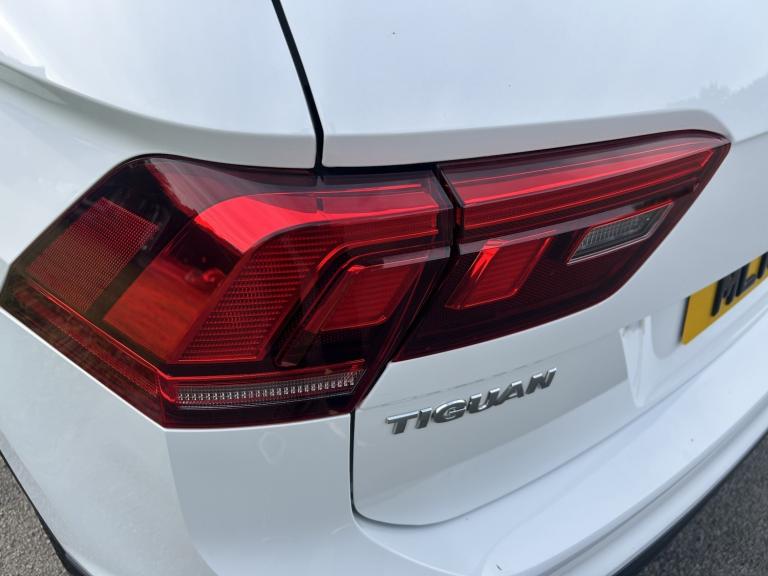 VOLKSWAGEN TIGUAN 1.5 TSI EVO SE Navigation 2019