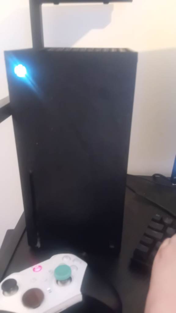 Xbox series x in box