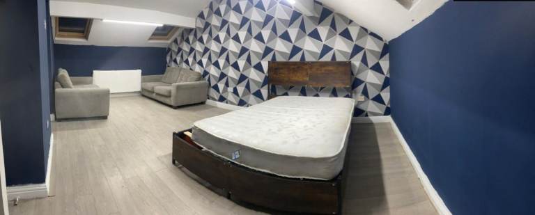 1 bedroom studio flat 