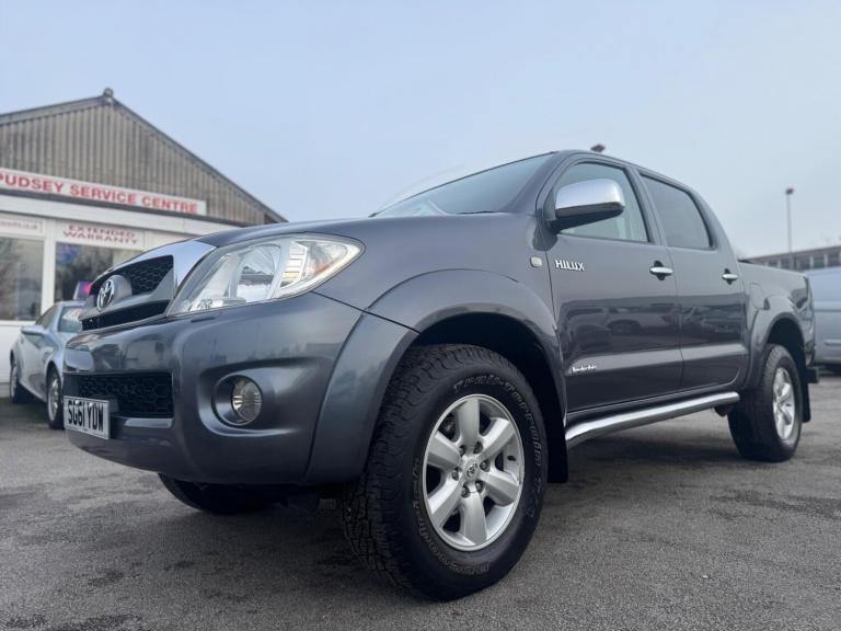2011 Toyota Hilux INVINCIBLE 4X4 D-4D DCB PICK UP Diesel Manual