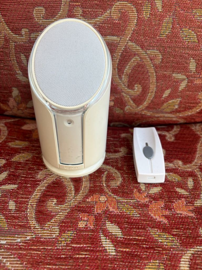 Extra loud Byron doorbell with remote new 