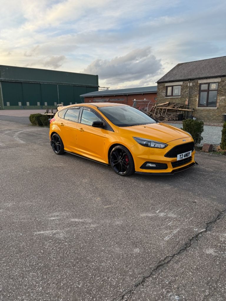 Ford, FOCUS, Hatchback, 2016, Manual, 1999 (cc), 5 doors