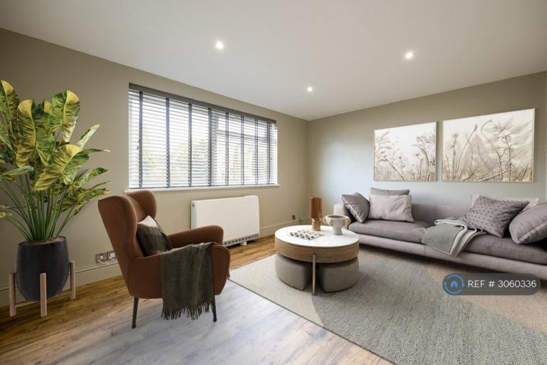 2 bedroom flat in Banbury Road, Kidlington, OX5 (2 bed) (#3060336)