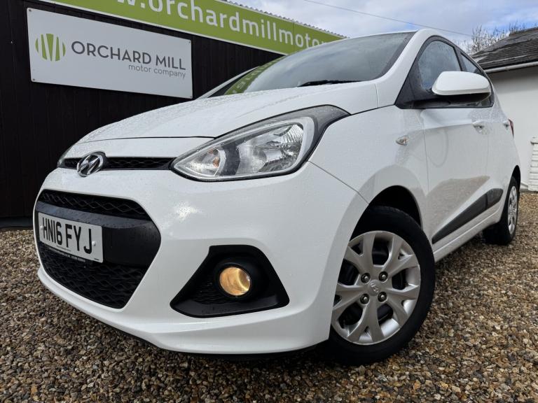 HYUNDAI I10 1.2 I10 SE 1.2 A/T (BLUE INT) +SS 2016