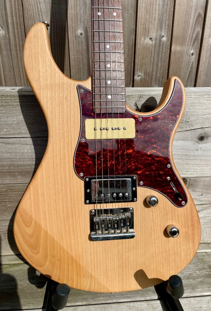 Yamaha Pacifica 311H – Amazing Neck, Super Low Action – Great Player - Like New