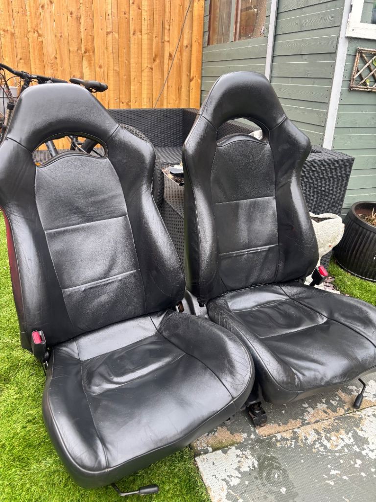 Subaru Impreza wrx leather front seats