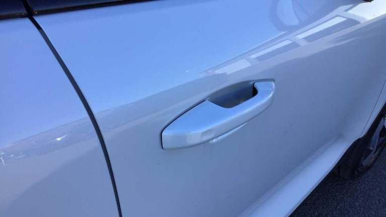 2025 Volvo XC40 Plus, B4 Mild hybrid, Petrol, Dark ESTATE Petrol/Electric Hybrid Automatic