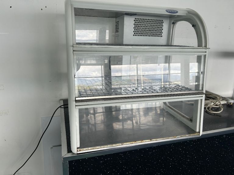 Countertop Display Fridge - Good Working Order