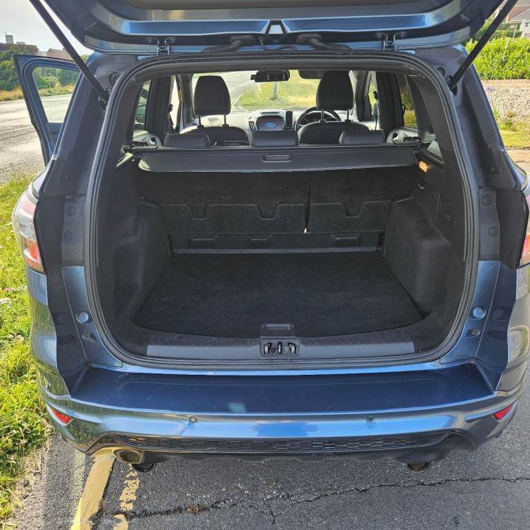 Ford, KUGA, Hatchback, 2019, Manual, 1997 (cc), 5 doors