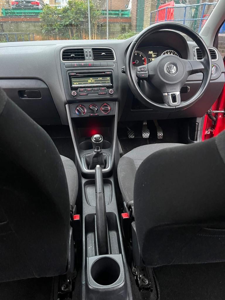 Volkswagen, POLO, Hatchback, 2013, Manual, 1390 (cc), 5 doors