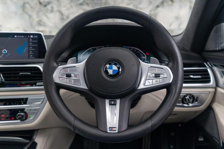  BMW 7 Series 3.0 745Le 12kWh M Sport Auto xDrive Euro 6 (s/s) 4dr Petrol/Electric Hybrid Automatic
