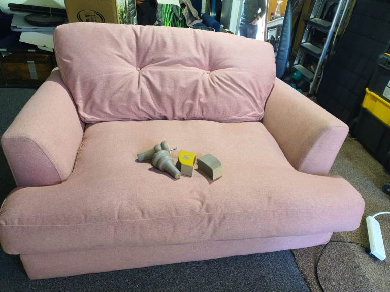 Joules Pink Love seat patterdale  Cuddler