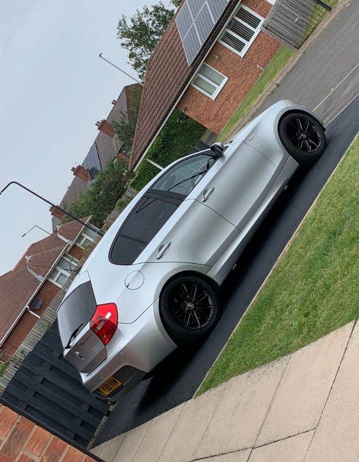 BMW, 1 SERIES, Hatchback, 2010, Manual, 1995 (cc), 5 doors