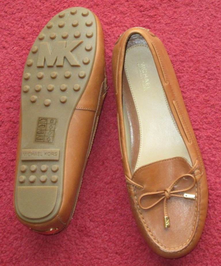Michael Kors light Brown Leather Moccasins – Brand New, never worn, size 5