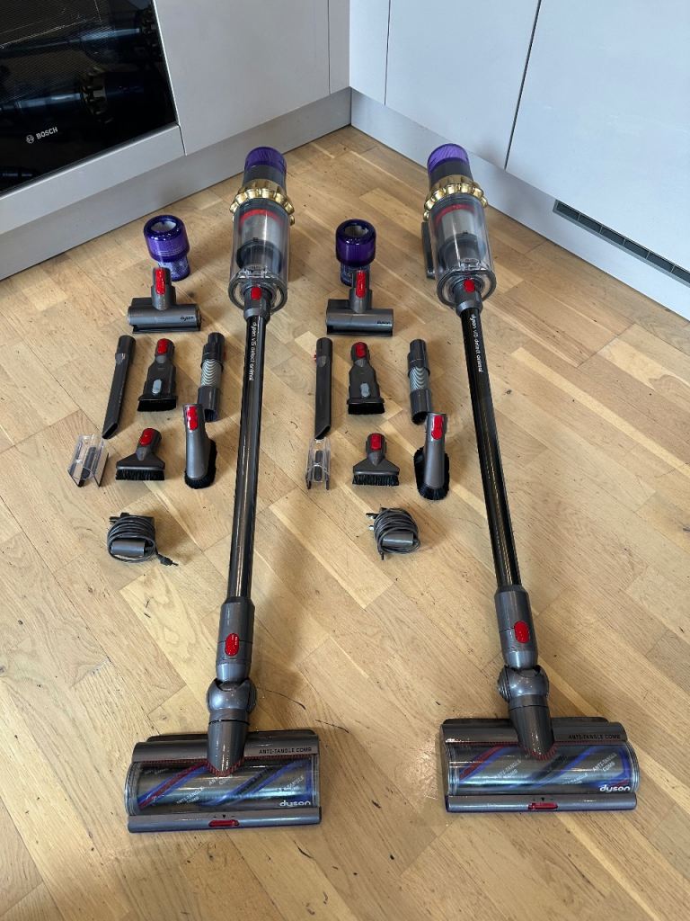 Dyson v15 detect full bundle newest model cordless Dyson vacuum cleaner hoover bundle 