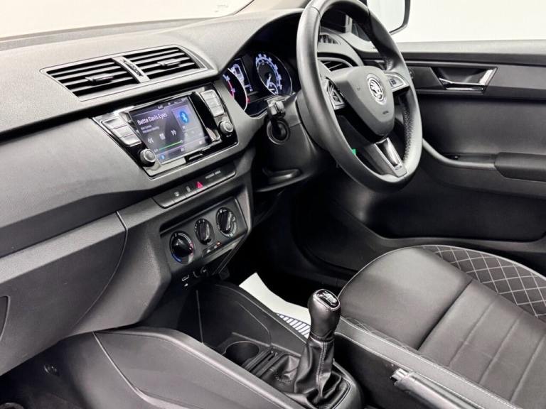 2019 Skoda Fabia 1.0 COLOUR EDITION FIVE DOOR 60 BHP + PARKING SENSORS Hatchback Petrol Manual