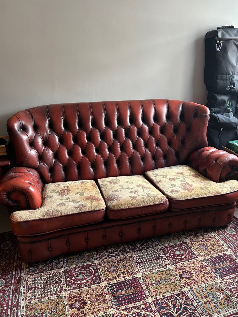 Chesterfield style couch 