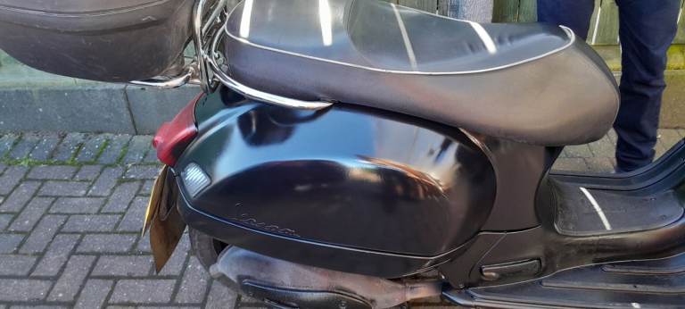 Piaggio, VESPA, 2009, 124 (cc)