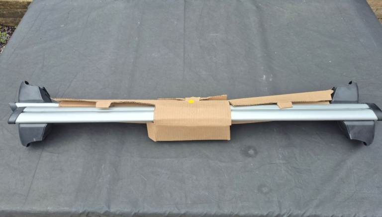 Unused Audi roof bars & carry bag