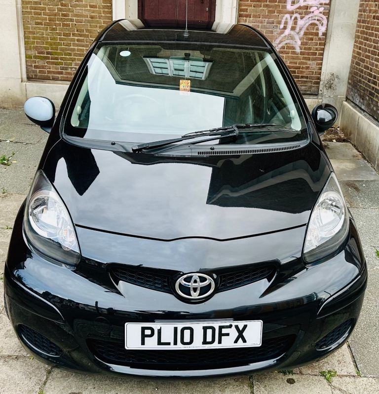 Toyota, AYGO, Hatchback, 2010, Manual, 998 (cc), 5 doors
