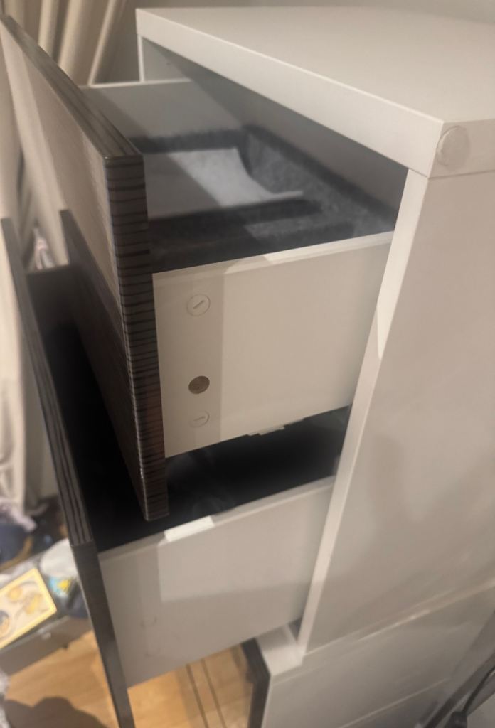 ✨ Like Brand New Spacious Chest of Drawers – one is with 3 drawers the other with 2 drawers 