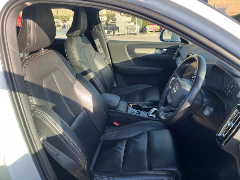 Volvo, XC40, Estate, 2019, Semi-Auto, 1969 (cc), 5 doors