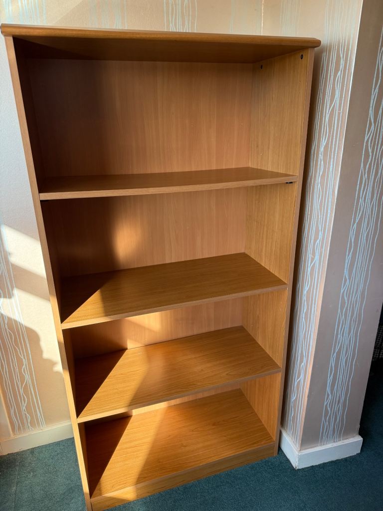 Solid bookcase 