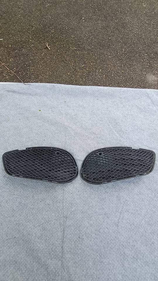 MERCEDES C GRILLE W205 14-18 FRONT BUMPER LOWER LEFT ONLY P/NO:A2058854023 LEFT SIDE ON OFFER