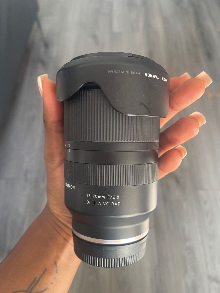 Excellent condition Tamron 17–17 mm F/2.8 lens E Mount 