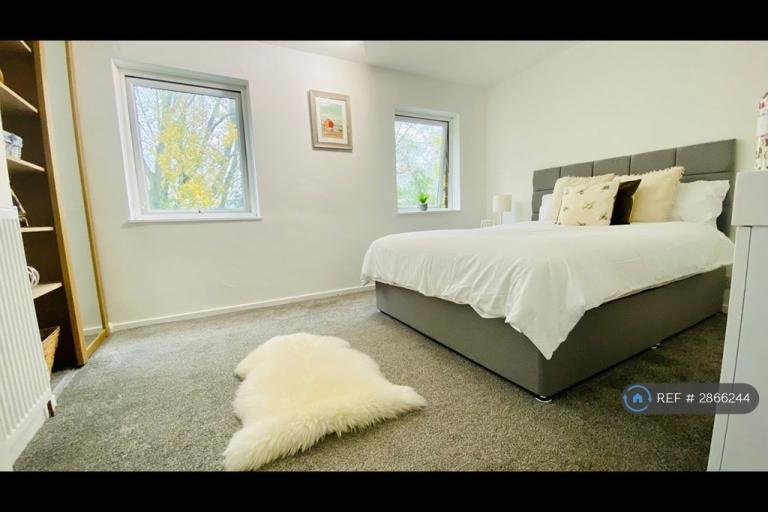 1 bedroom in Wellbury Terrace, Hemel Hempstead, HP2 (#2866244)