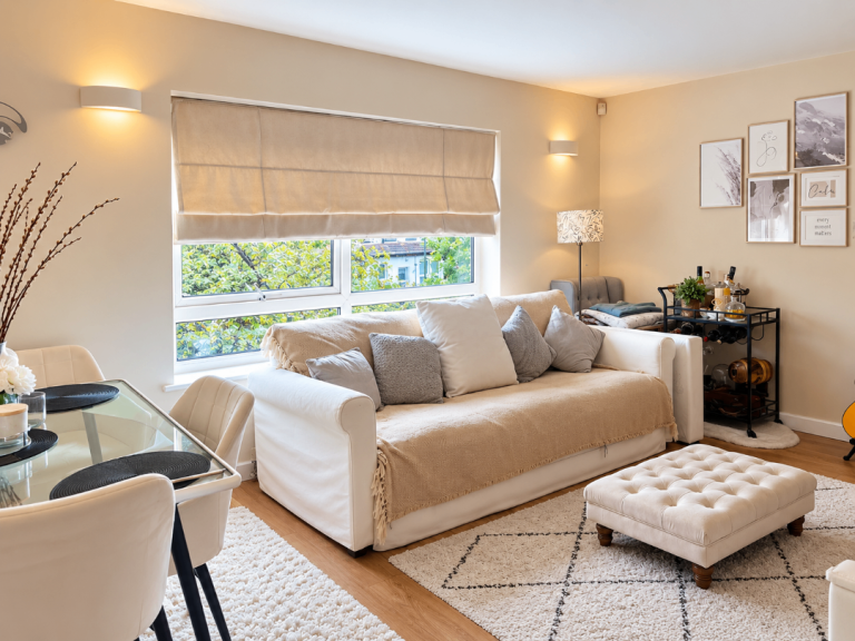  2 bedroom Sunningfields Road, NW4