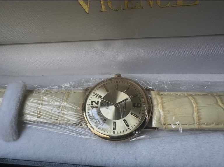 New VICENCE solid 14 k  Watch – Cream Leather Strap
