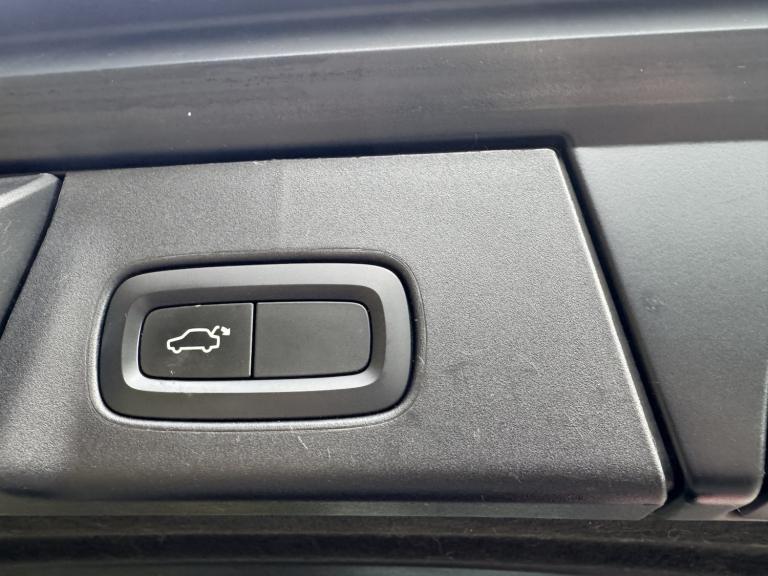 VOLVO V90 CROSS COUNTRY 2.0 Cross Country D4 AWD 2017