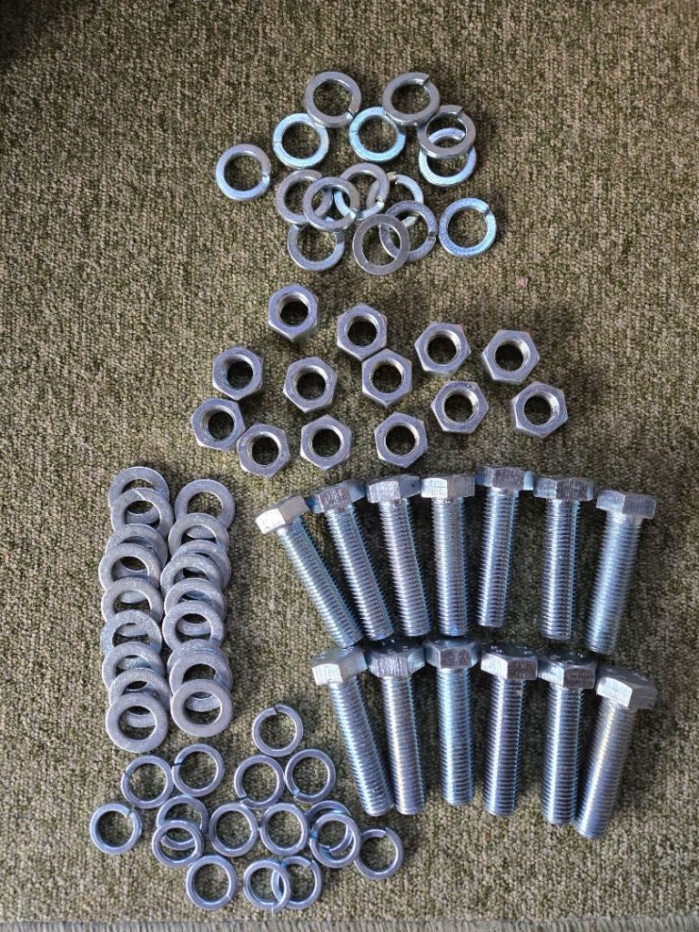 Heavy duty Hex Bolts, Nuts, flat washers and split ring washers