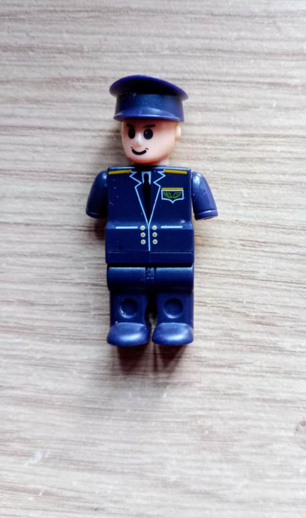 GENERIC mini figure